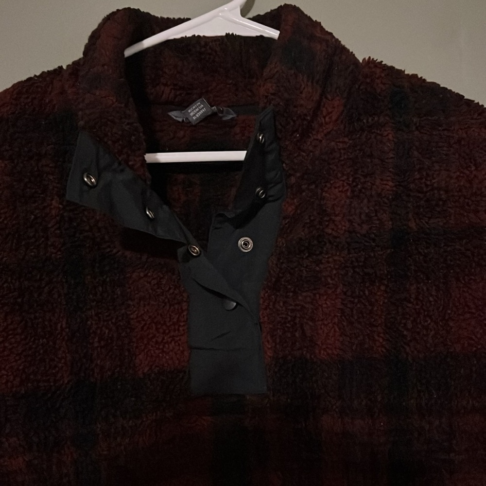 Fleece pullover with 3/4 button - Picture 4 of 5